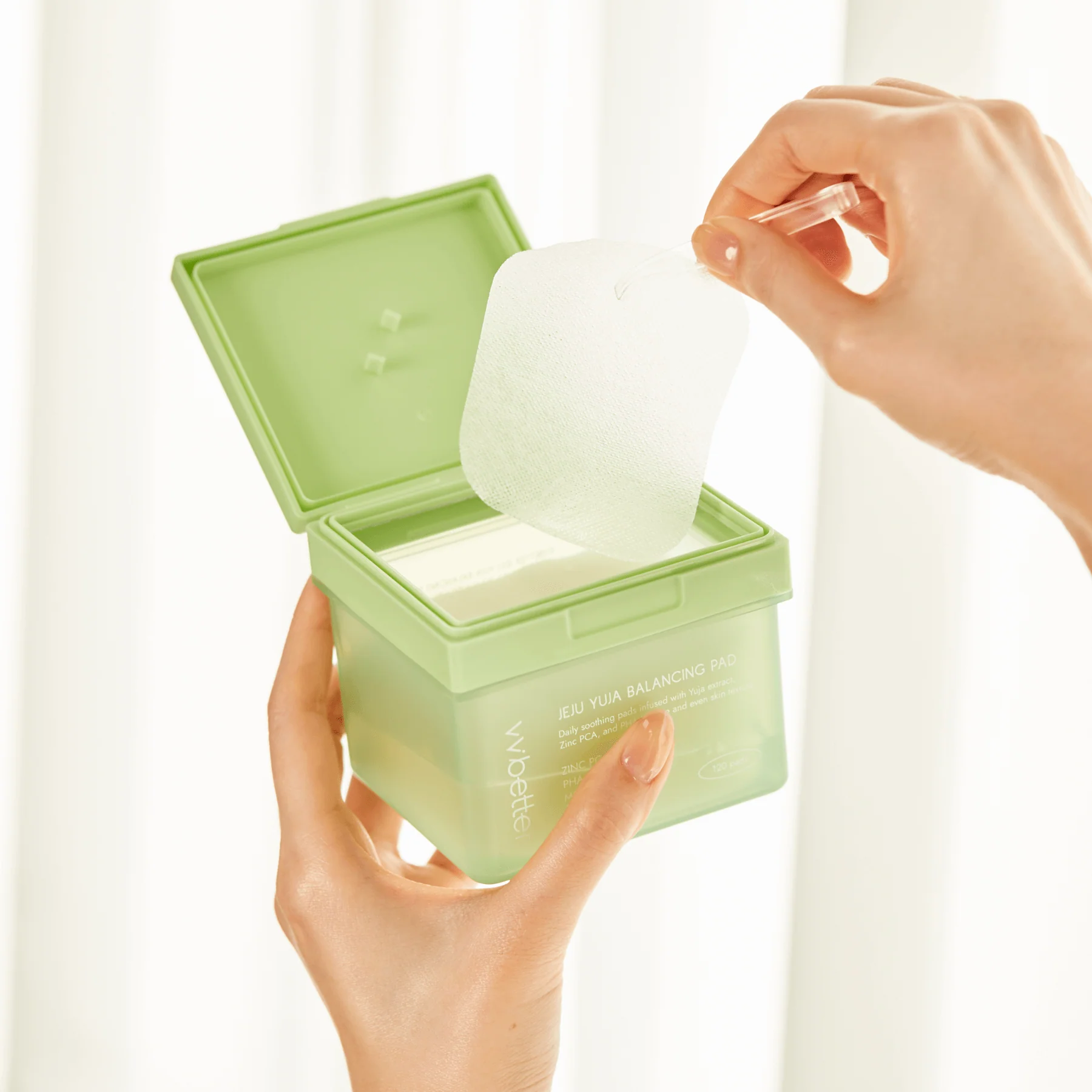 VV Better Jeju Yuja Balancing Pad 180ml, 120pads - Image 2